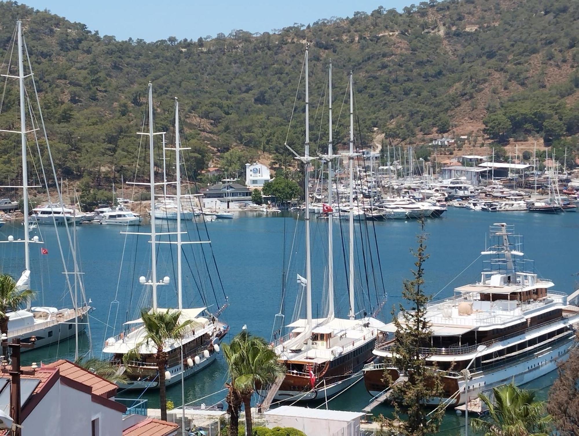 Duygu Apart Spellbinding Sea Views フェティエ 部屋 写真